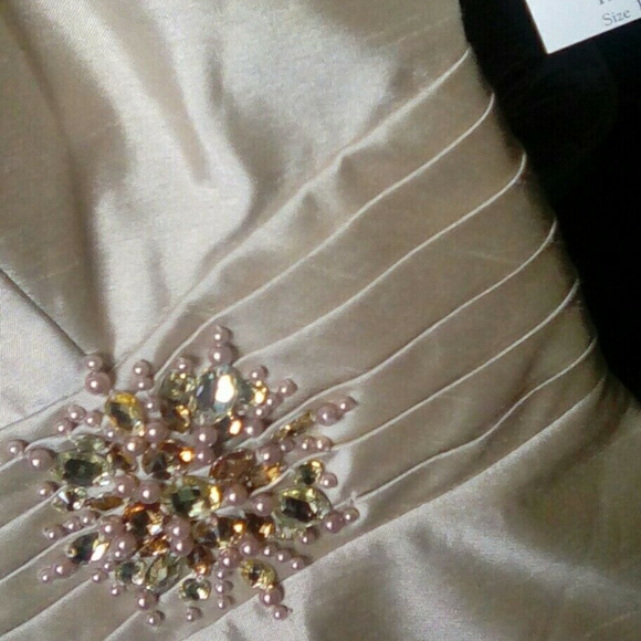 WOMENS 12 JESSICA HOWARD RHINESTONES SCALLOP DRESS - Picture 5 of 6